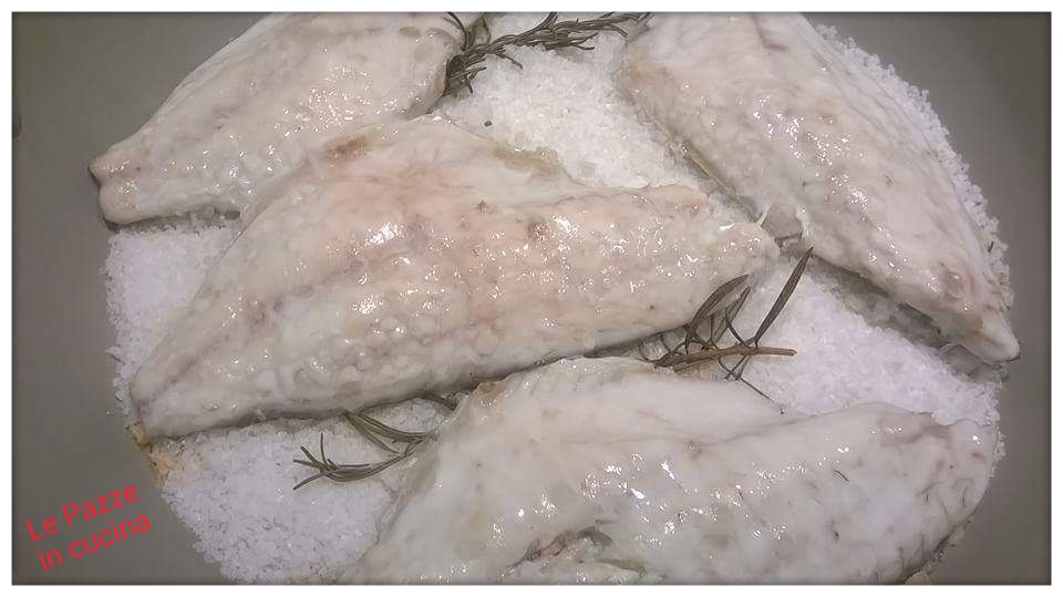 Filetti di orata al sale in padella