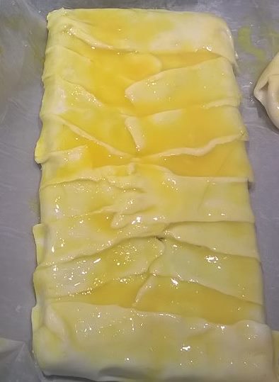 Treccia pronta per il forno