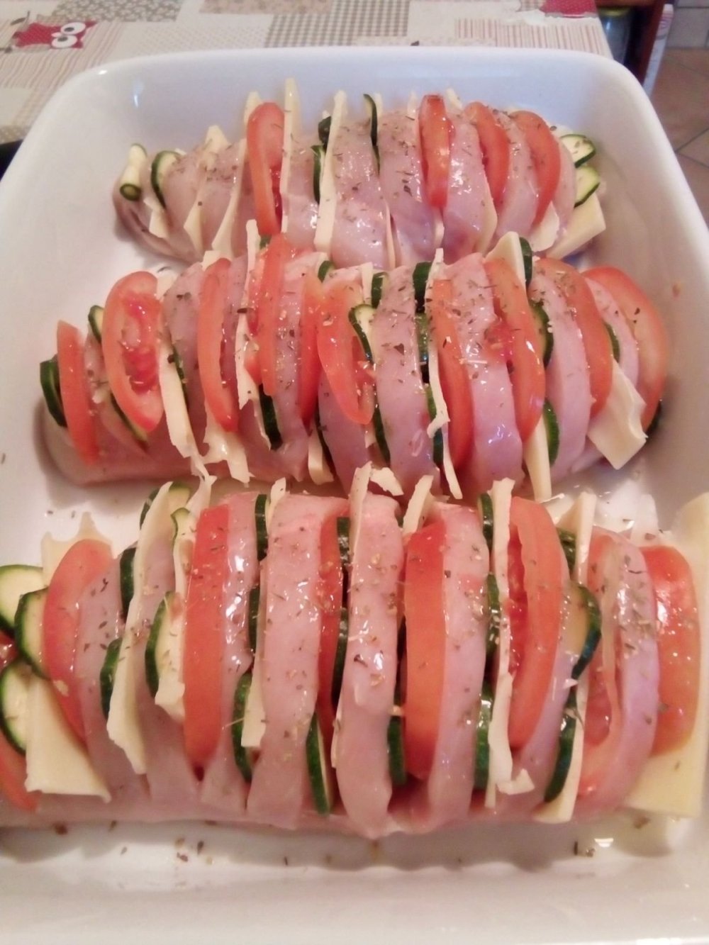 Petti di pollo ripieni con formaggio e verdure